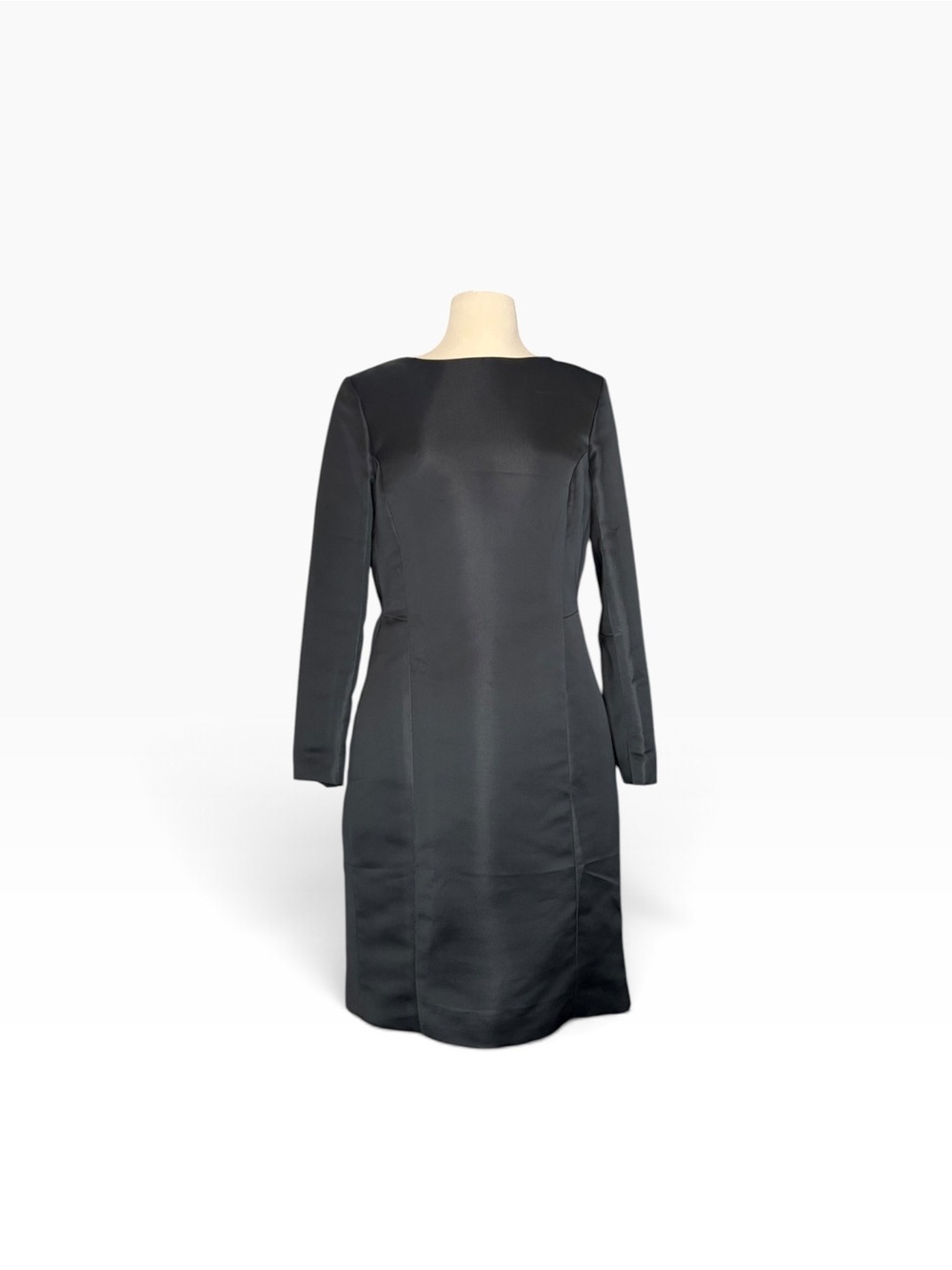 Isoude Women's Black Long-Sleeve Tailored Shift Dress Sustainable Luxury Classic